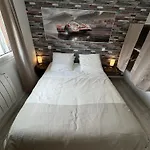 24h Legend - House 10 People With Private Terrace * Le Mans