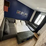 24h Legend - House 10 People With Private Terrace Prázdninový dům Le Mans