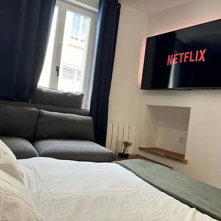 24h Legend - House 10 People With Private Terrace