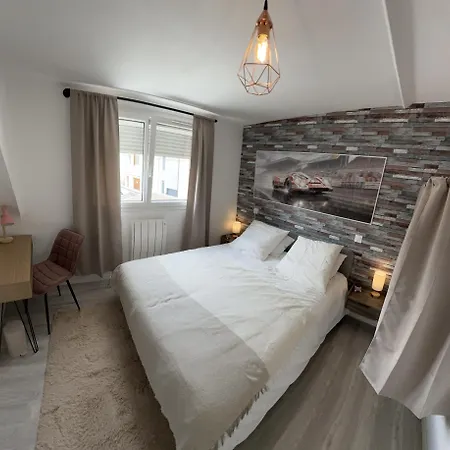 Casa de Férias 24h Legend - House 10 People With Private Terrace Le Mans