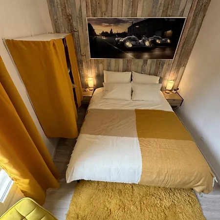 24h Legend - House 10 People With Private Terrace * Le Mans