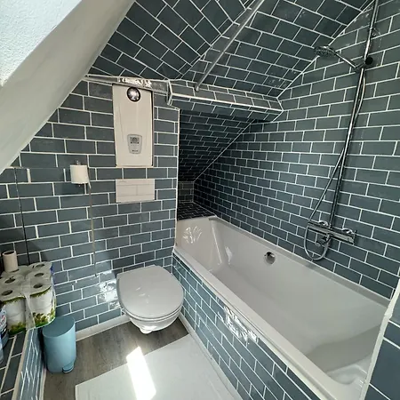 24h Legend - House 10 People With Private Terrace بيت للعطل *