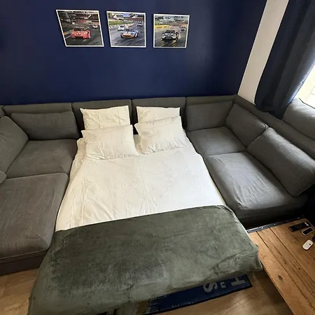 24h Legend - House 10 People With Private Terrace