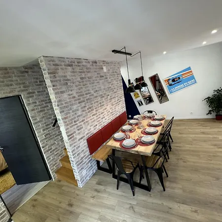 24h Legend - House 10 People With Private Terrace * Le Mans