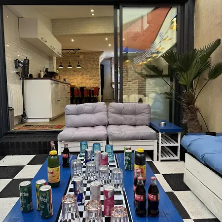 24h Legend - House 10 People With Private Terrace Le Mans