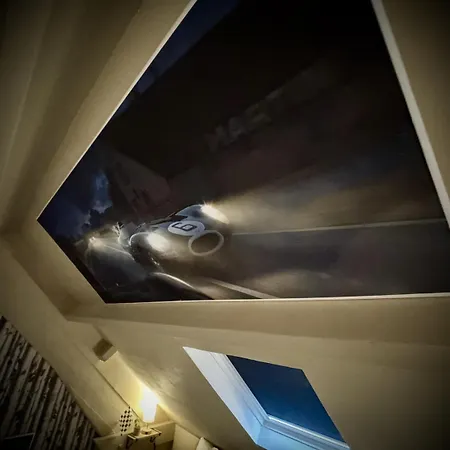 24h Legend - House 10 People With Private Terrace Casa vacanze Le Mans