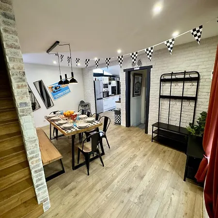 بيت للعطل 24h Legend - House 10 People With Private Terrace لو مان