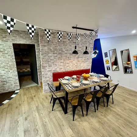24h Legend - House 10 People With Private Terrace * Le Mans