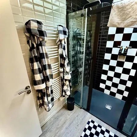 بيت للعطل 24h Legend - House 10 People With Private Terrace