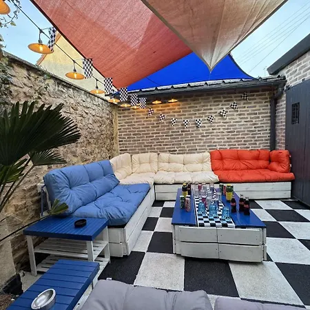 24h Legend - House 10 People With Private Terrace Casa vacanze Le Mans