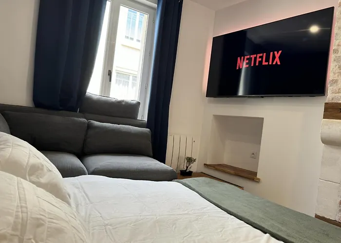 24h Legend - House 10 People With Private Terrace