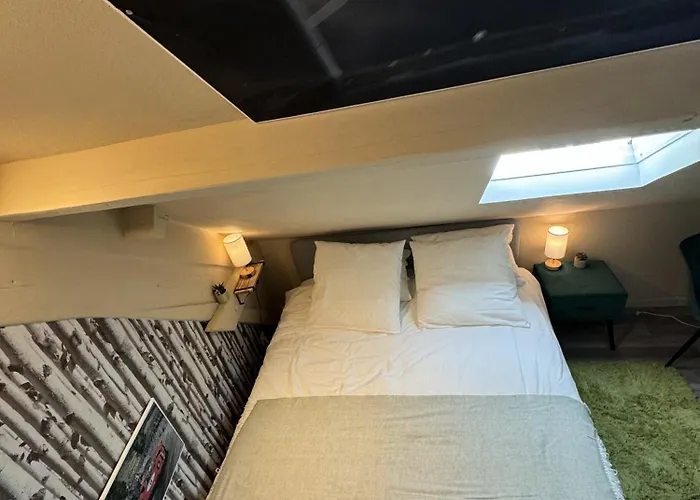 24h Legend - House 10 People With Private Terrace